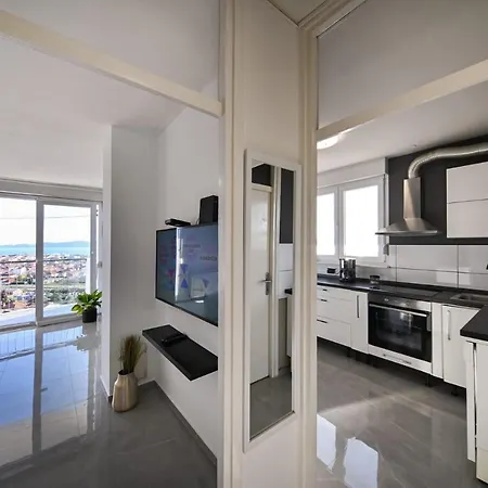 Loro 1 Apartmán Zadar