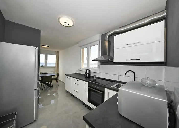 Appartement Loro 1 *