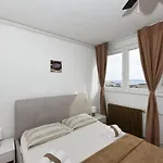 Loro 1